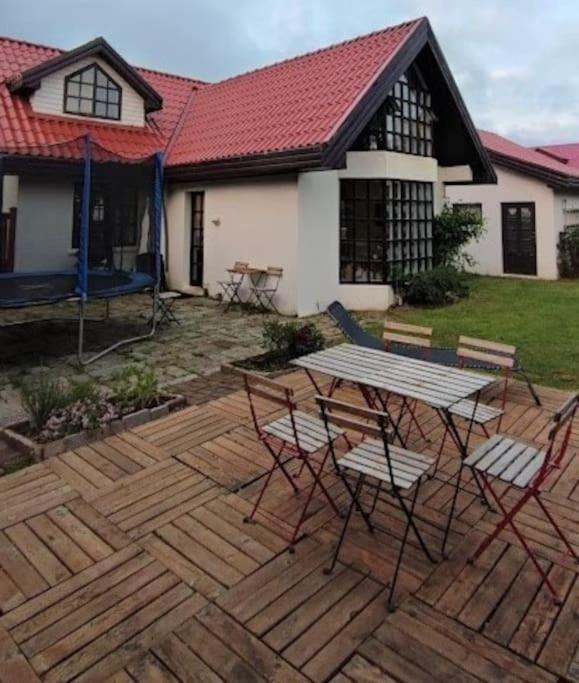 Icelandic Art Garden Villa W. Parking In Centre City Reykjavík Exterior foto